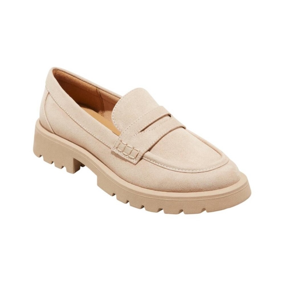 Women's Cream Loafers